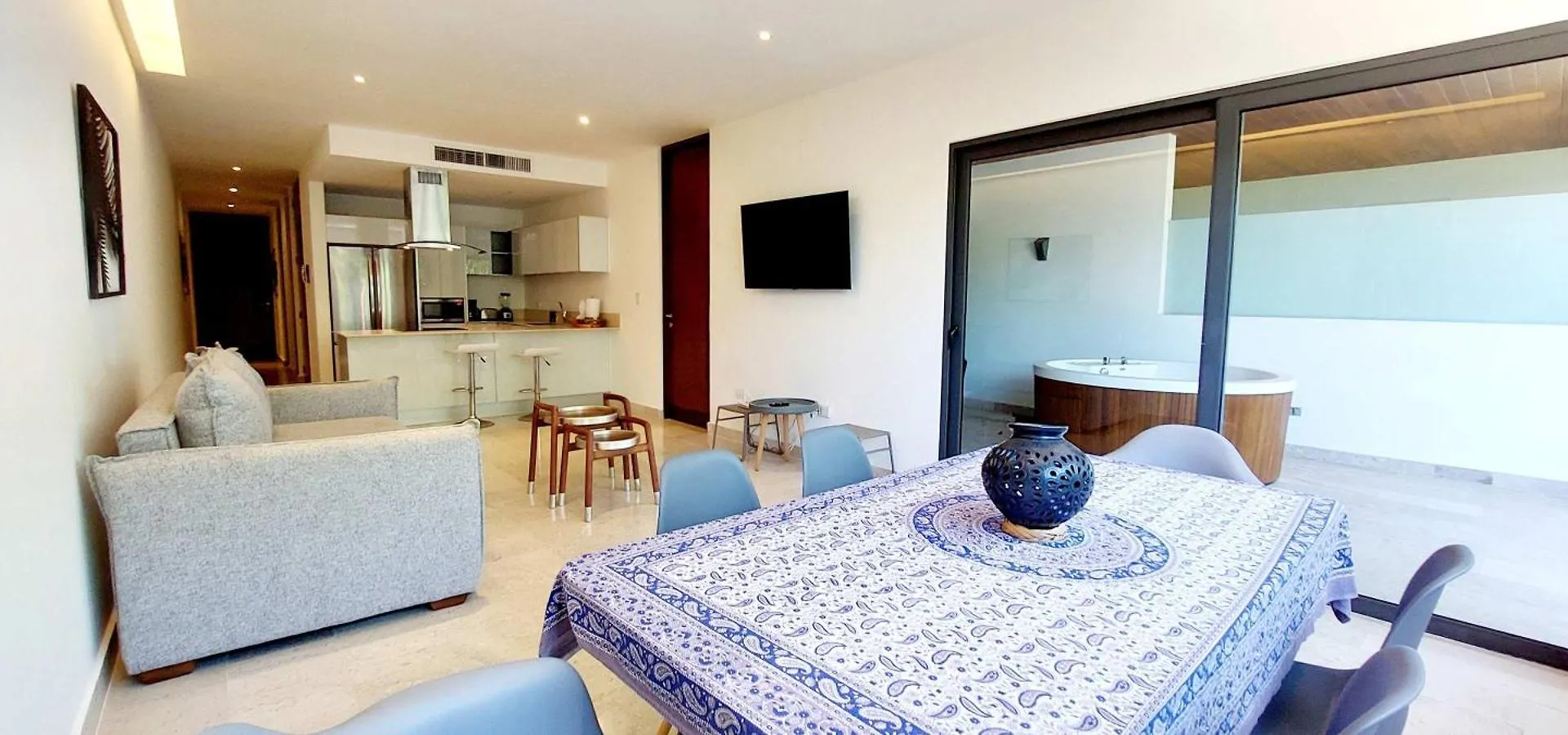 Next To The Beach Beautiful 2 Bedroom Apartment Playa del Carmen