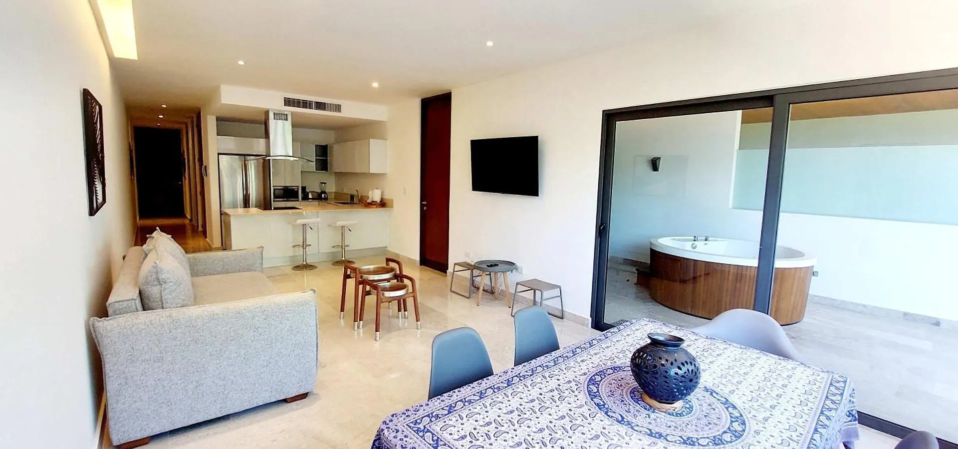 Next To The Beach Beautiful 2 Bedroom Apartment Playa del Carmen